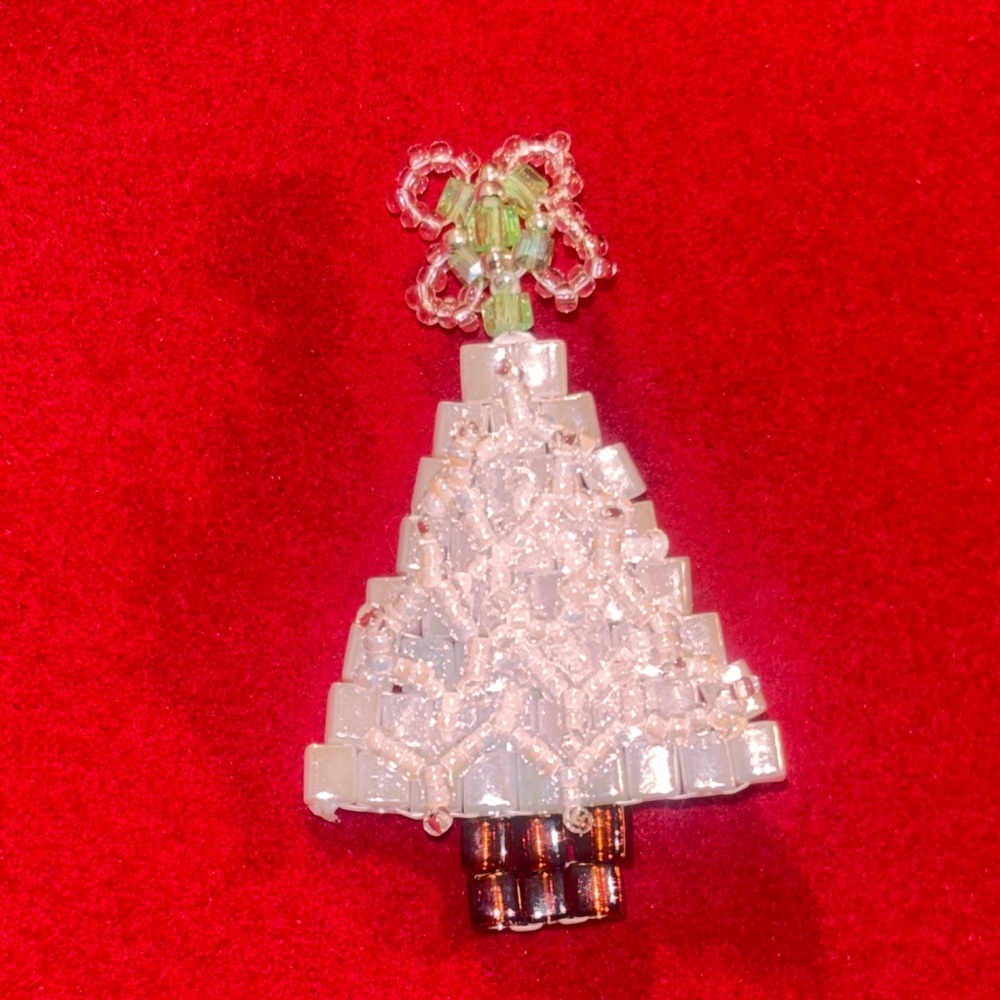 Elegant Christmas Tree Brooch - White and Silver
